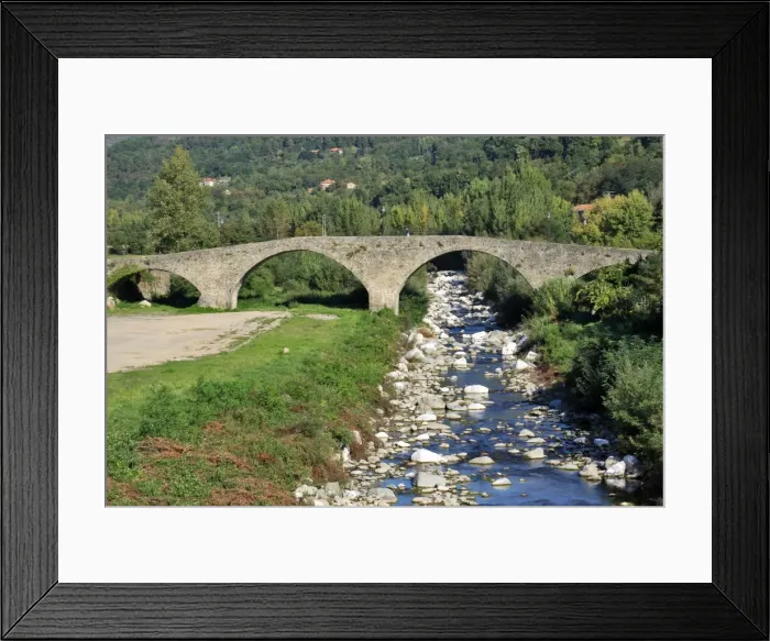 Framed Print : Pontremoli, Massa, il ponte romano