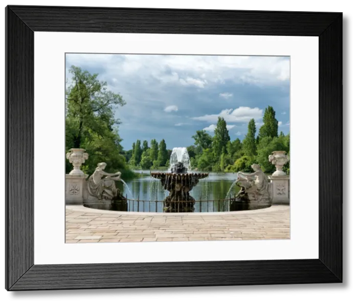 Framed Print : The Italian Gardens at Hyde Park in London Framed Print : The Italian Gardens at Hyde Park in London