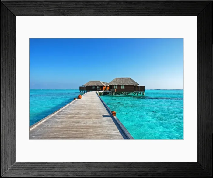 Framed Print : Meeru Island, Maldives