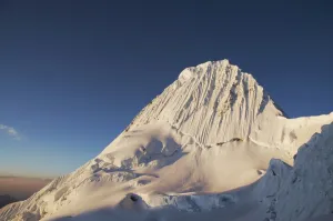 beautiful peak alpamayo