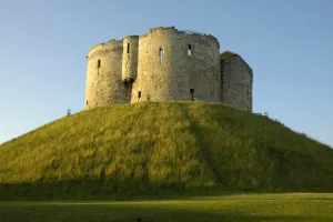 cliffords tower, york