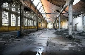 Fotolia Collection: edificio industriale in rovina