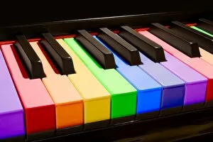 Fotolia Gallery: the rainbow piano
